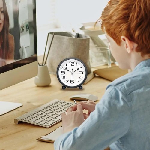 Sveglia da comodino silenziosa anti ticchettio orologio da tavolo con ampio display - Foto 10 di 16