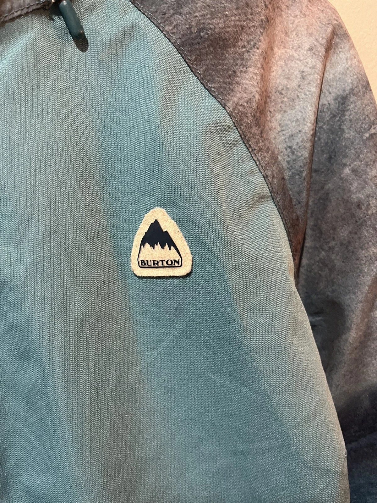 burton eastfall snowboard abyss hawke serape southwest jacket