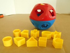 Tuppertoys O Ball Sorter Red Blue with Complete Set of 10 Shapes P80