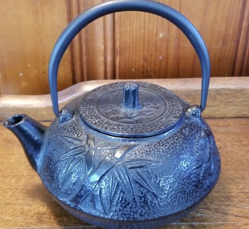 Vintage Japanese Cast Iron Teapot 5.5 Inches In Diameter