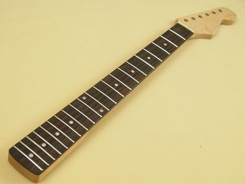 21 Frets Maple Guitar Neck Rosewood Fretboard for Strat Guitar 42mm nut - Picture 2 of 4