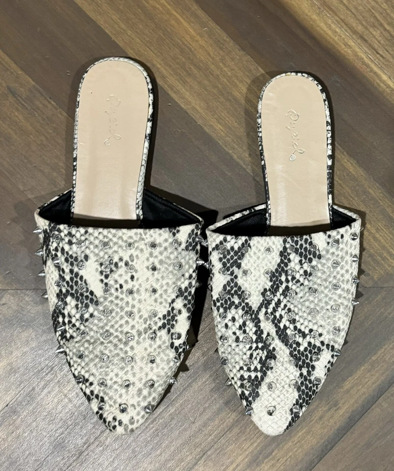 Женские туфли на плоской подошве из змеиной кожи Qupid размер 8,5 без шнуровки черно-белые - Изображение 3 из 4