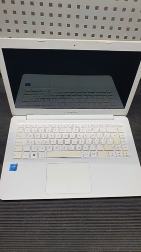 Asus Vivobook E402SA Laptop Celeron N3050 HD Graphics 2GB DDR3 Ram Used
