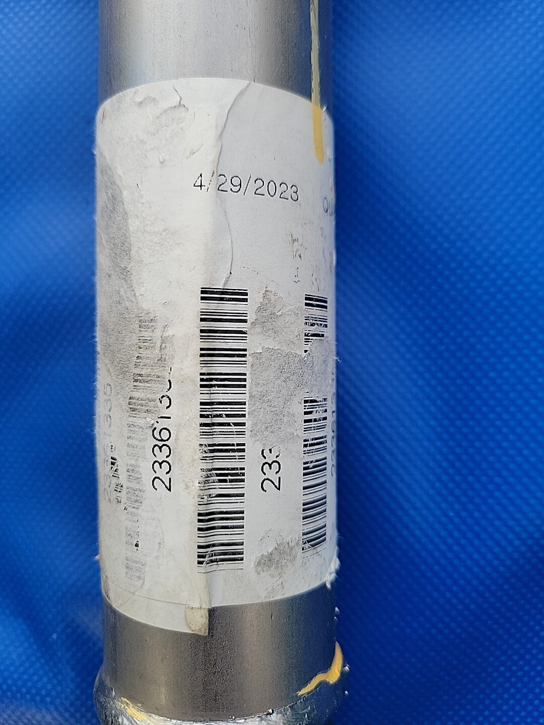 5007976-5 / 20785692 / 23361335 GENUINE VOLVO STEERING SHAFT OEM 