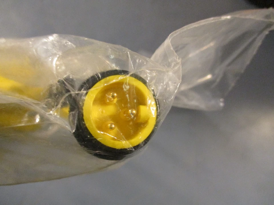 Juego de cables de conectividad Molex 1300100489 Brad 113030K13M030 3M de largo Foto 4 de 4