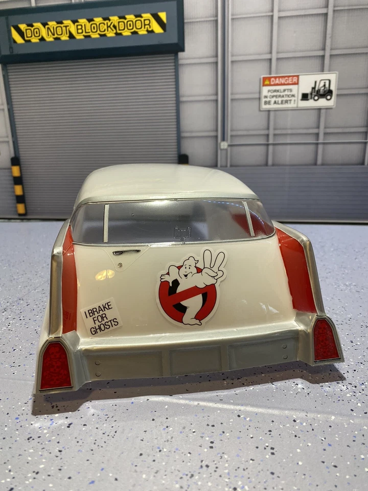 1/10 Ghostbusters Ecto 1 A HPI Racing 7167 T-Maxx / E-Maxx / Savage X 4.6 / Flux - Image 3 of 4