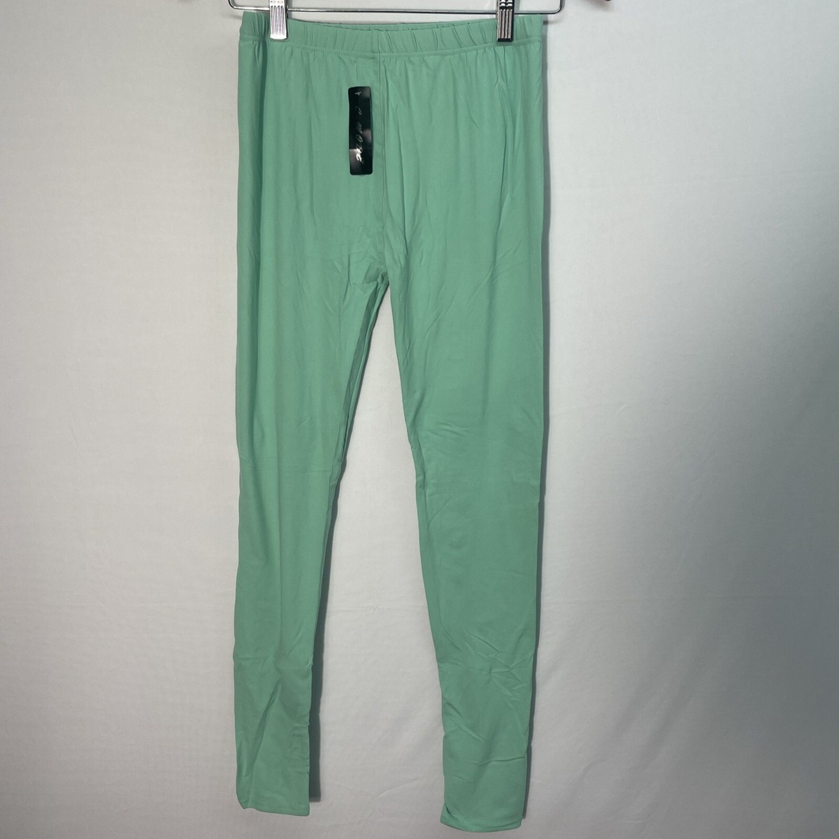 NEW Mint Green Leggings Jeggings Size Nylon Elastic Waist Activewear Yoga  NWT