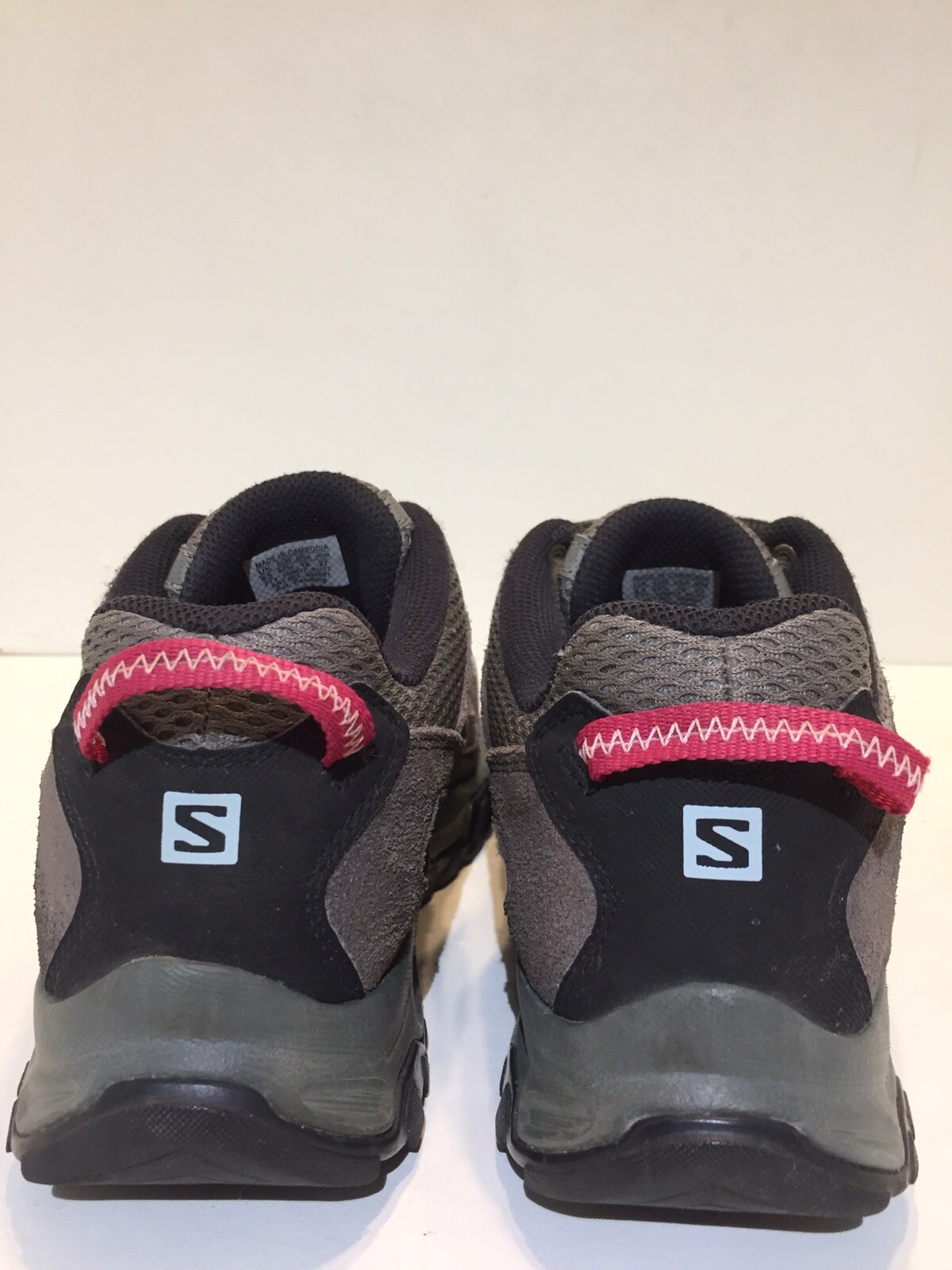 Scarpe da trekking Salomon grigio rosa nero Contagrip donna 10