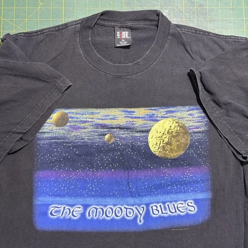 VTG 1996 The Moody Blues Giant Concert Tour T Shirt Men's XL 1990s vintage concert t-shirt, vintage, size XL, single stitch, B+ condition