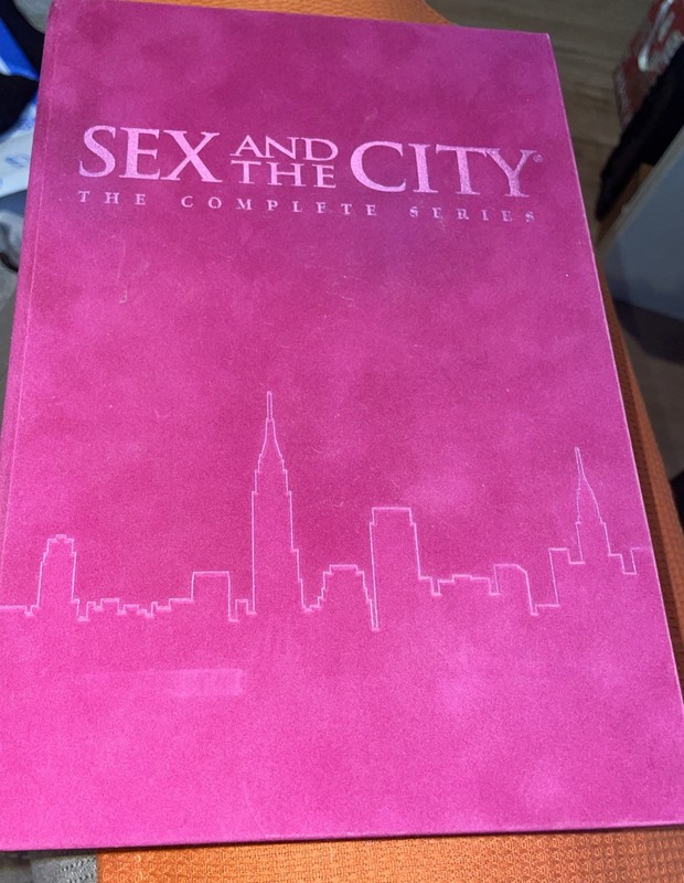 Sex and the City The Complete Series Box Set Seasons 1-6 DVD Collection Open Box