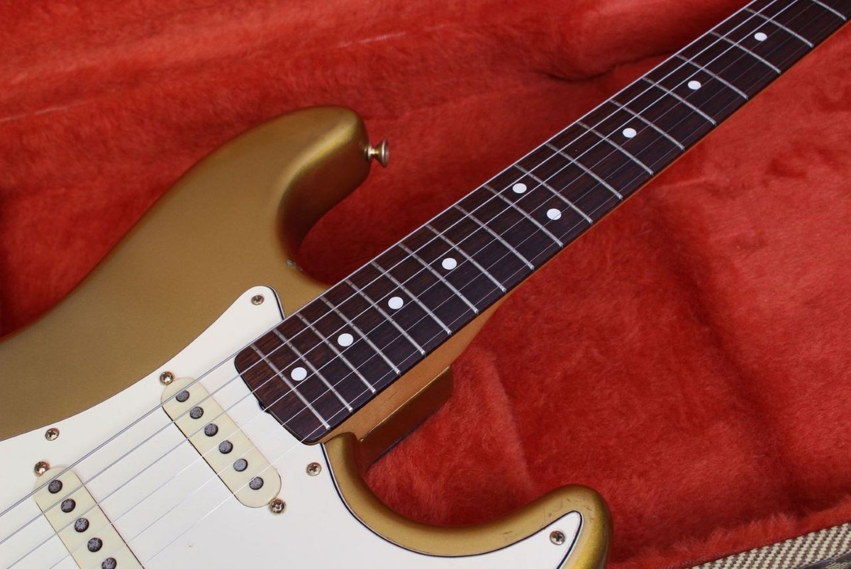 Fender 1982 GOLD STRATOCASTER (SMITH STRATOCASTER) Aztec Gold