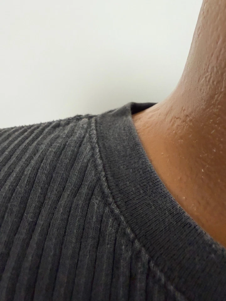 复古 90 年代罗纹衬衫男式大号弹力 Rave Goth 极简褪色重棉 — 第 4/4 张图片