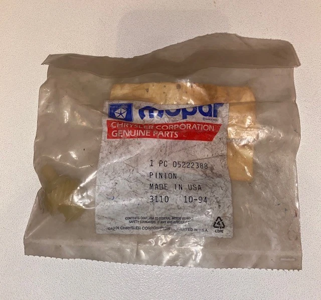 NUEVO PIÑÓN VELOCÍMETRO MOPAR GENUINO 1984-1993, NÚMERO DE PIEZA 5222388 Foto 4 de 4