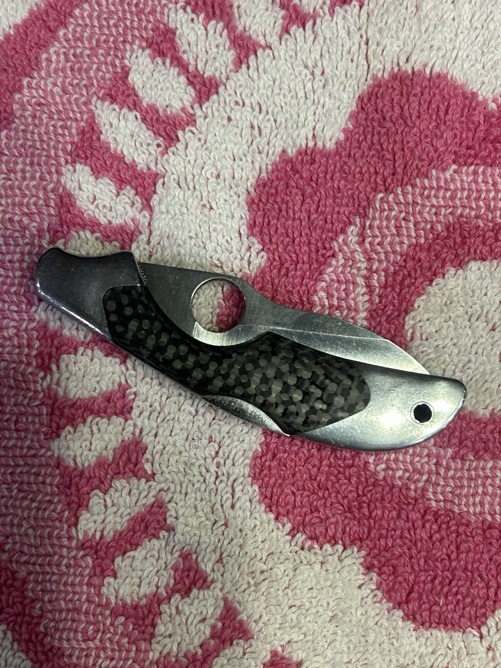 Cuchillo de kiwi de fibra de carbono Spyderco 75P Foto 2 de 4