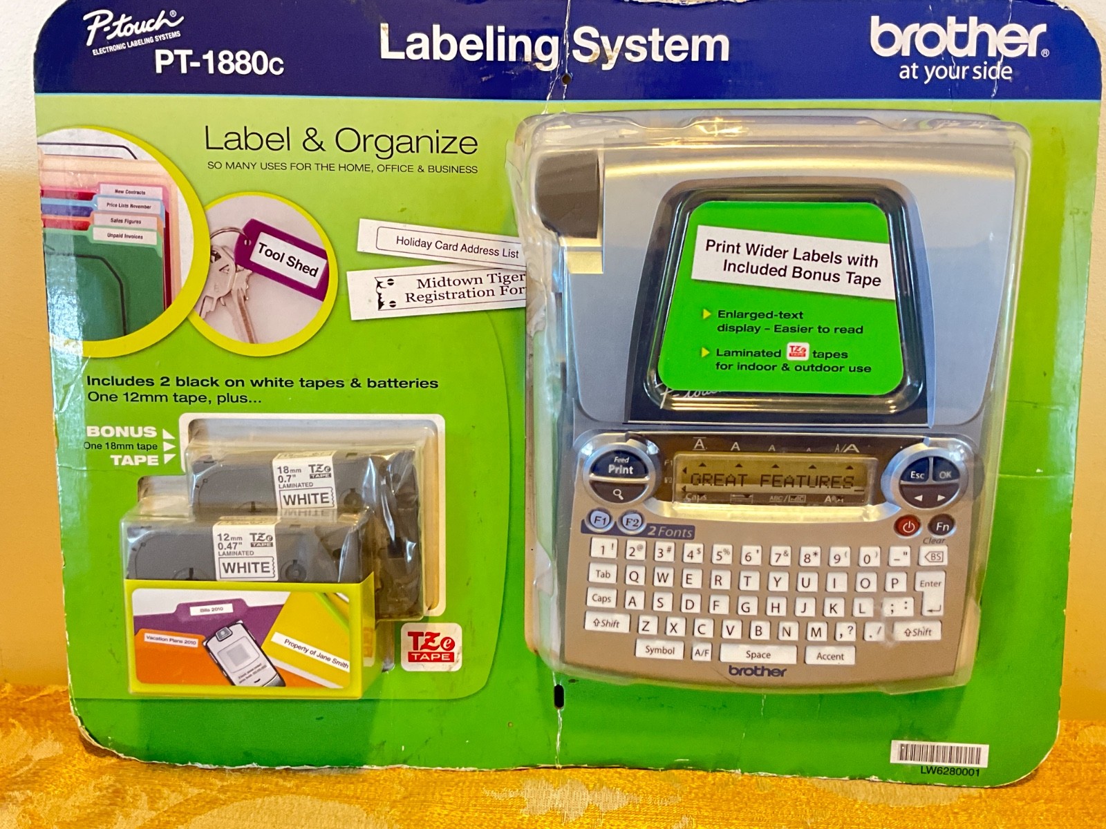 NEW Brother P-touch Wide Labeling System PT-1880c LABEL MAKER w/12mm, 18mm Tapes