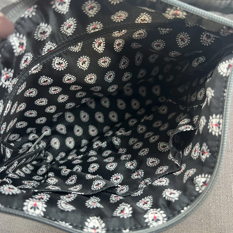 Bolso Bandolera Vera Bradley Bordado Copos de Nieve y Pingüino Gris Tela Acolchada Foto 4 de 4