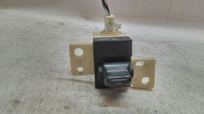 Power Lock Switch Fits 1995 1996 1997 1998 1999 2000 Chrysler Cirrus G148-168093 Power Lock Switch Fits 1995 1996 1997 1998 1999 2000 Chrysler Cirrus G148-168093