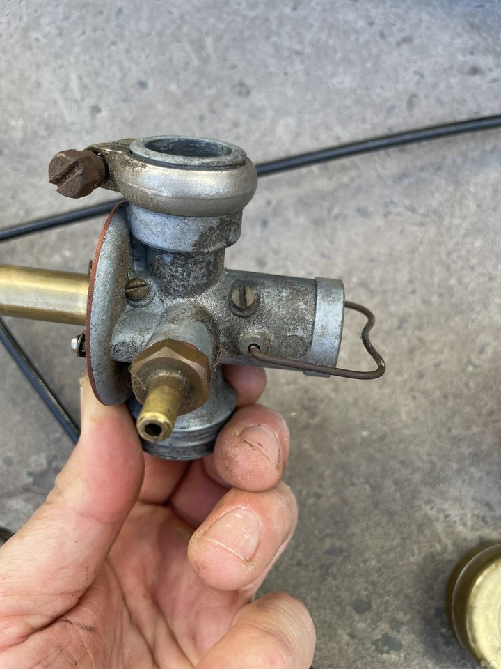 Vintage Victa 18 Special Rotomo Lawn Mower Carby, Throttle Lever And