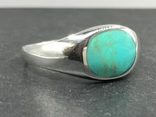 turquoise signet ring solid Sterling silver, oval 10 x 8mm stone, gift box. New.