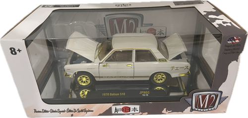 M2 Machines 1970 Datsun 510 1:24 Chase - Picture 13 of 24