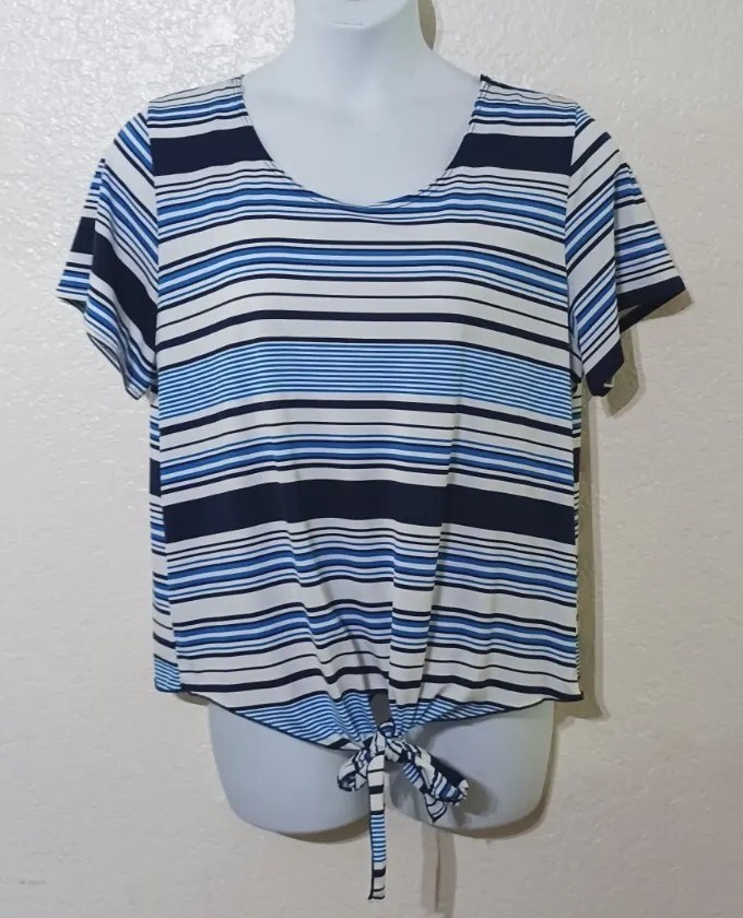 STAR VIXEN*New w Tags*White Blue Black Stripe Top*Size 1X*Scoop