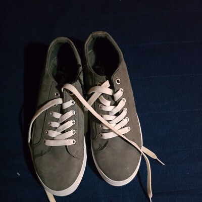 Rue 21 Etc Grey with white bottom Women Shoes Sneakers Size