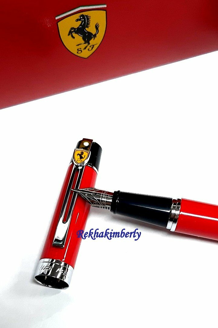 Sheaffer Ferrari 300-Fine Fountain Pen New In Box + 1pc 86700