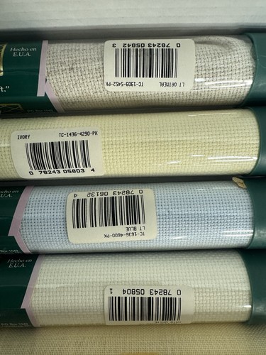 Lot Of Cross Stitching Fabric - Picture 3 of 5