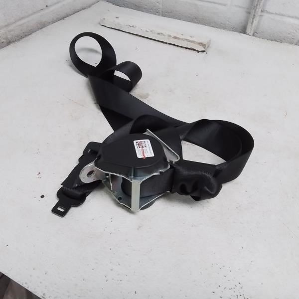 2017 MASERATI GHIBLI OEM CENTER REAR SEATBELT OEM ID # 6700174400