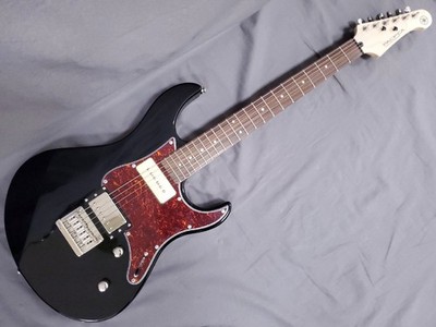 Electric Guitar Yamaha Pacifica PAC311H BL Black Made in Indonesia