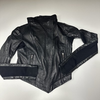 Veda Dallas Leather Moto Jacket Size M Black Stretchy Sleeve Panel Biker