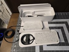 Microsoft Surface Thunderbolt 4 Docking Stati...