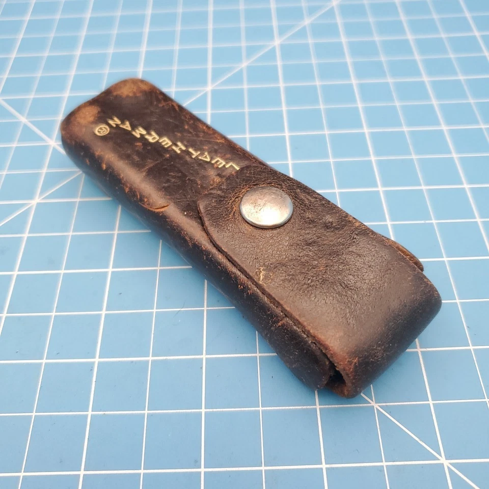 Funda Multiherramienta Plegable Leatherman PST De Colección Cuero Negro Original 4.5x4 Foto 2 de 4