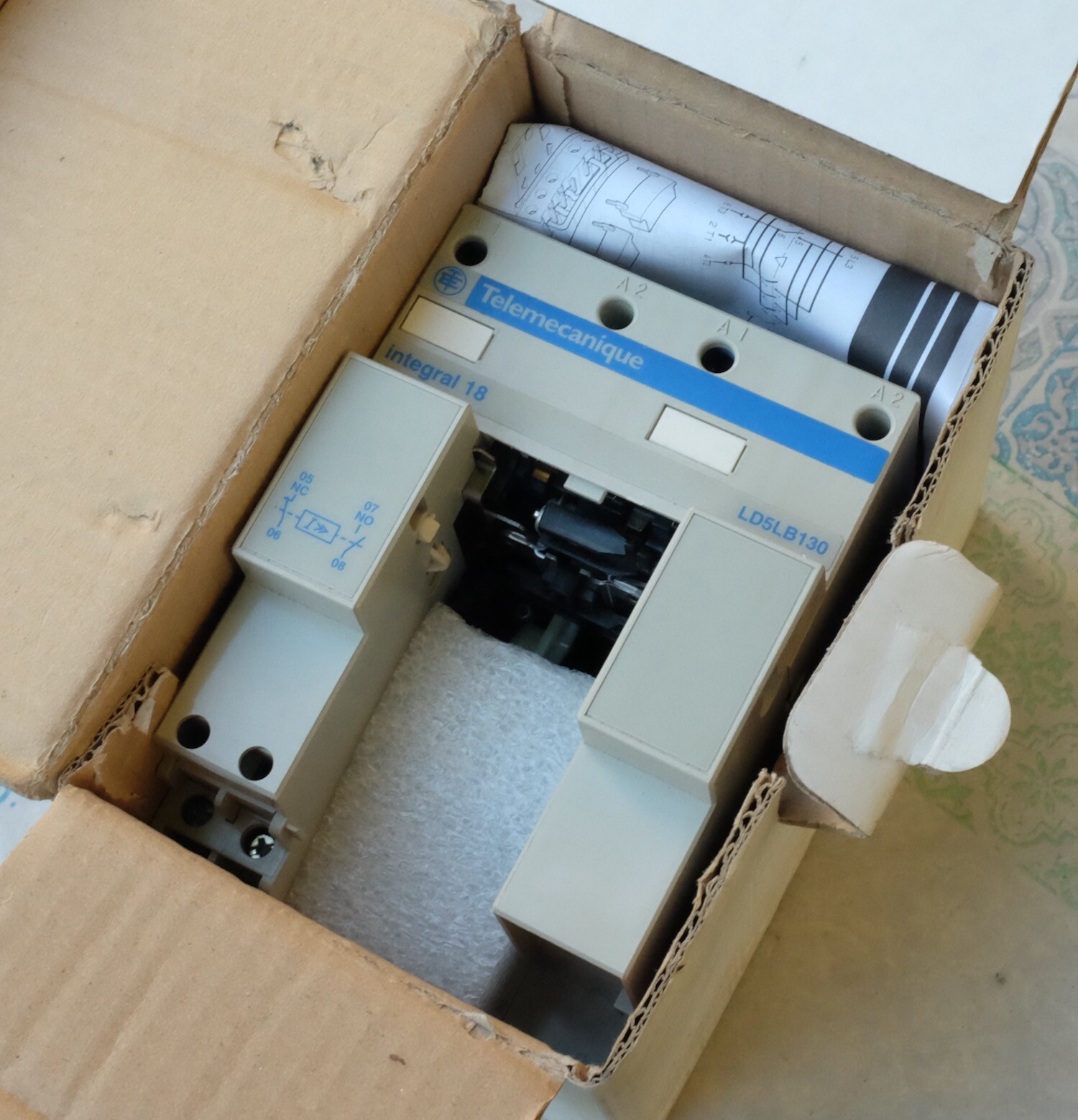 Dispositif de commande LD5LB130F haute précision pour infrastructure électrique critique - 3