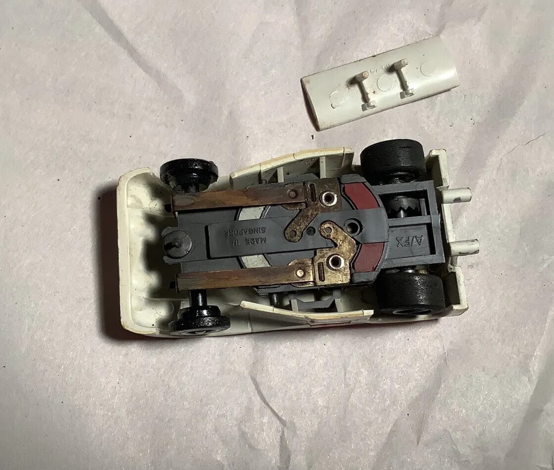 AFX Jackie Stewart LOLA L&M CanAm Race Car Magna Traction Vintage Ho