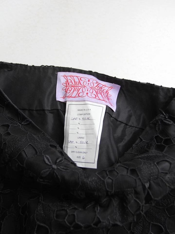 Tuleh Falda Seda Negra Talla 6 Corte Floral Foto 4 de 4