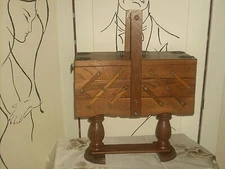 VINTAGE HANDCRAFTED 3-TIERED WOOD ACCORDION SEWING NOTIONS STORAGE BOX / CHEST 