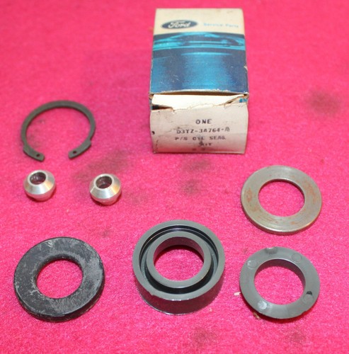 1973 1974 1975 Ford F100 4wd 73-74 F250 4wd NOS POWER STEERING CYLINDER SEAL KIT - Picture 2 of 2