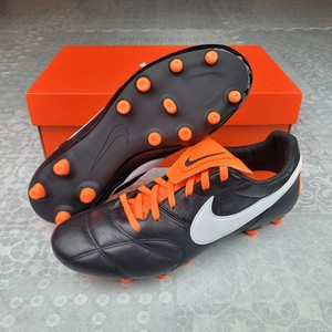 extra wide cleats