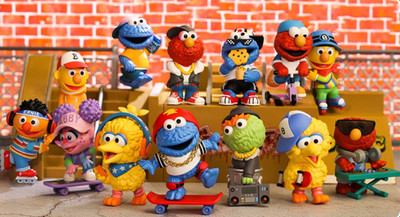 POP MART Sesame Street Trend Series Hip-hop Skating Confirm Blind Box Figure Toy