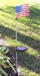 1 Piece Solar Powered U.S. Flag Garden Yard Stake Light LED Gift Sun