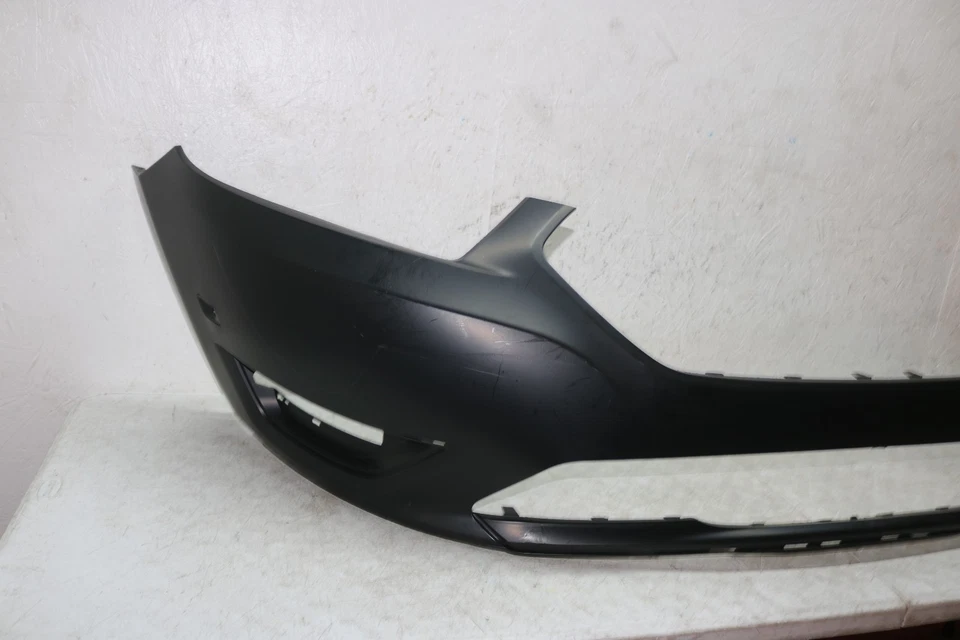 2013 2019 FORD TAURUS FRONT BUMPER COVER WITH SENSOR HOLES Foto 2 de 4