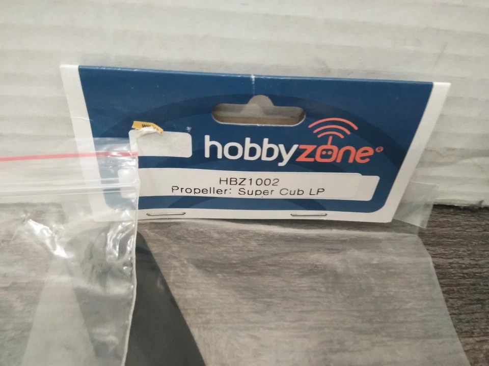 HOBBY ZONE HBZ1002  PROPELLER: SUPER CUB LP  2PK BUNDLE (NEW) READ - Image 2 of 4