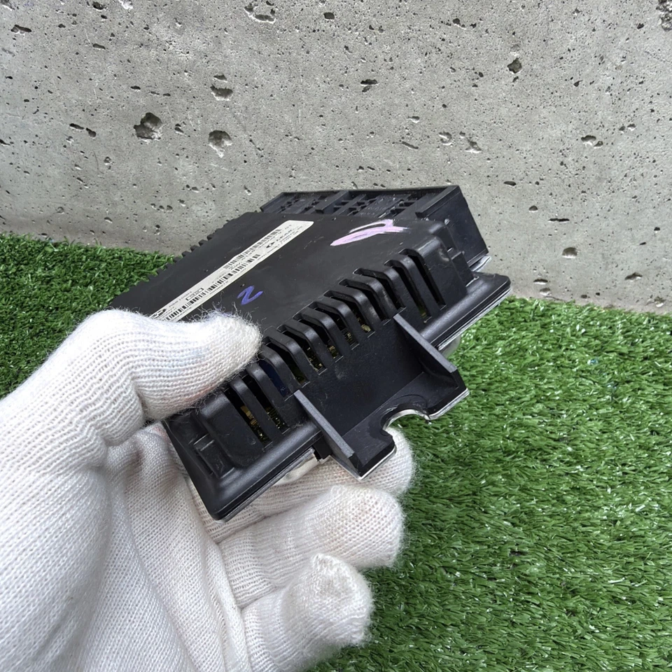 2011-2017 Mini Cooper R56 High Footwell Control Module OEM 6135 3450979-01 PL3 - Image 4 of 4