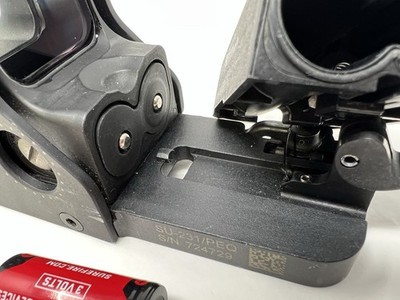 Eotech SU-231/PEQ, Model 553, GG&G, A.R.M.S. Mount, Tested, w
