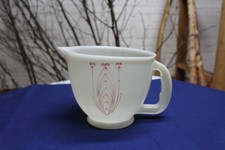 Vintage Tupperware Mix-N-Stor Measuring Bowl - 8 Cup Capacity