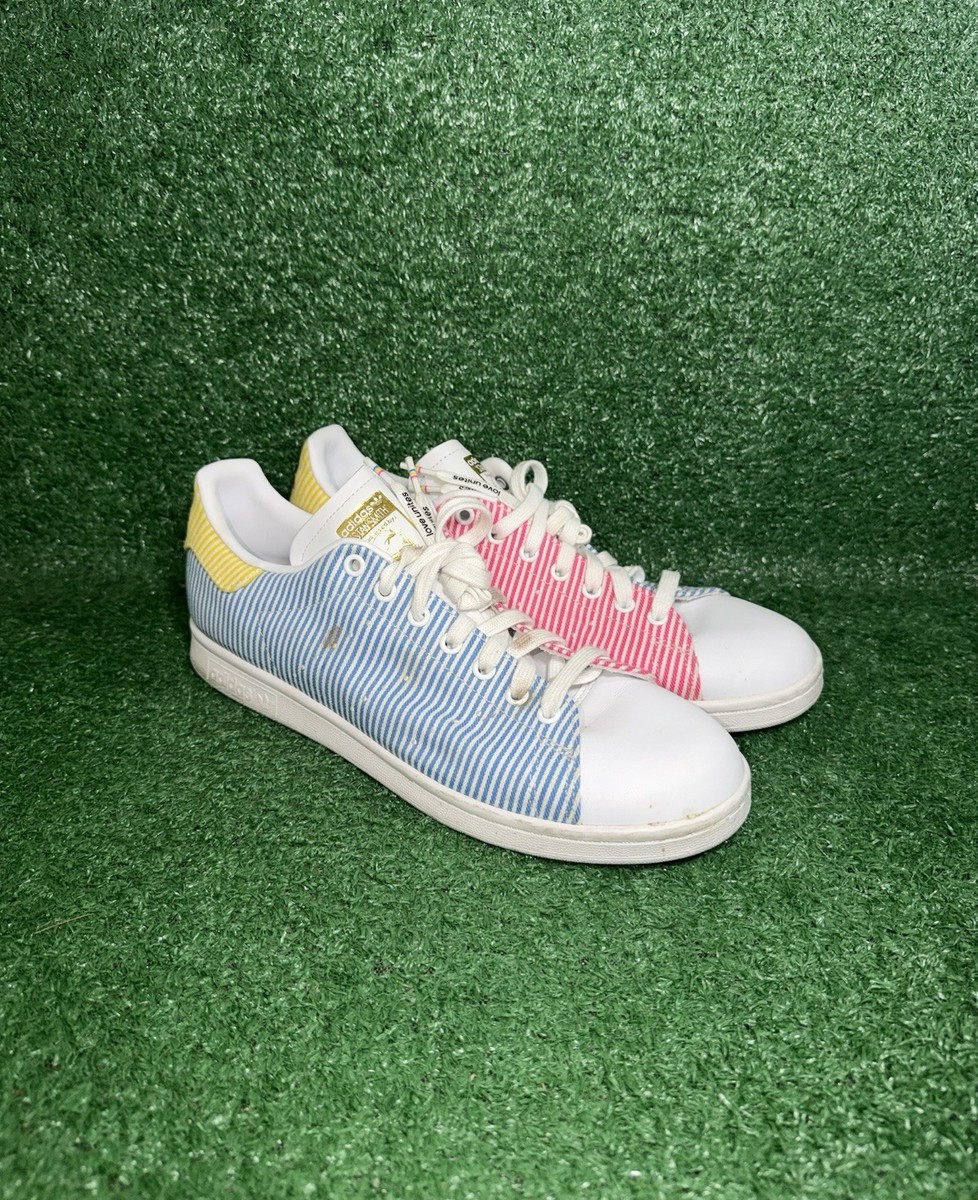 Adidas Stan Smith Love Unites Rainbow Pride Sneakers Size 9.5 FY9021 Classic Adidas Stan Smith Pride Love Unites Seersucker Striped  main image 2