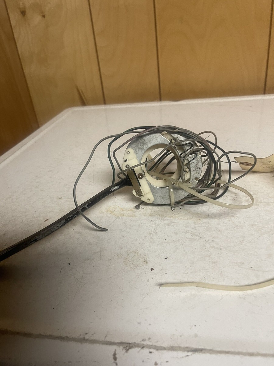 111-513F SWITCH, TURN SIGNAL 9 WIRE ALL BUGS 1972-79, GHIA