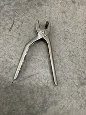 FT1 Vintage Scovill Snap Metal Rivet Punch Grommet Pliers Made in USA