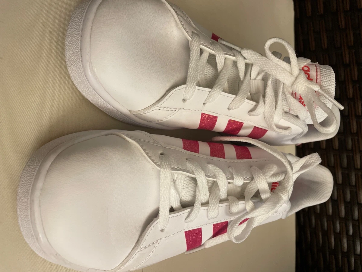 Adidas squash deals shoes 219